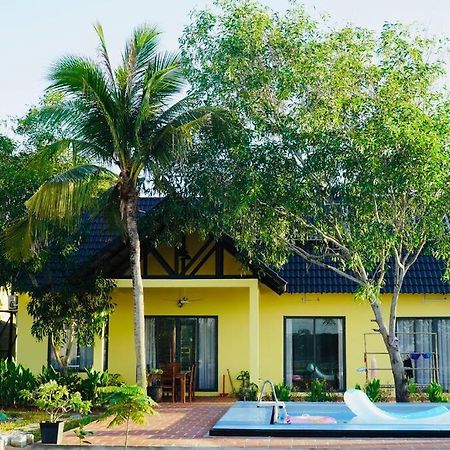 Fisherman Village Boutique Villas - Beachfront Ham Tan Екстер'єр фото