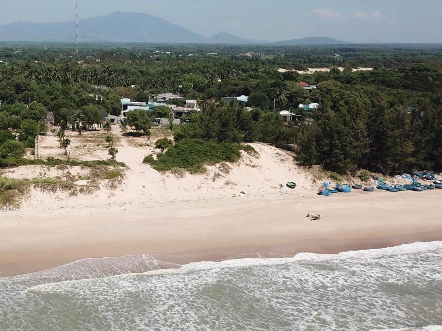 Fisherman Village Boutique Villas - Beachfront Ham Tan Екстер'єр фото