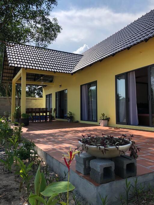 Fisherman Village Boutique Villas - Beachfront Ham Tan Екстер'єр фото
