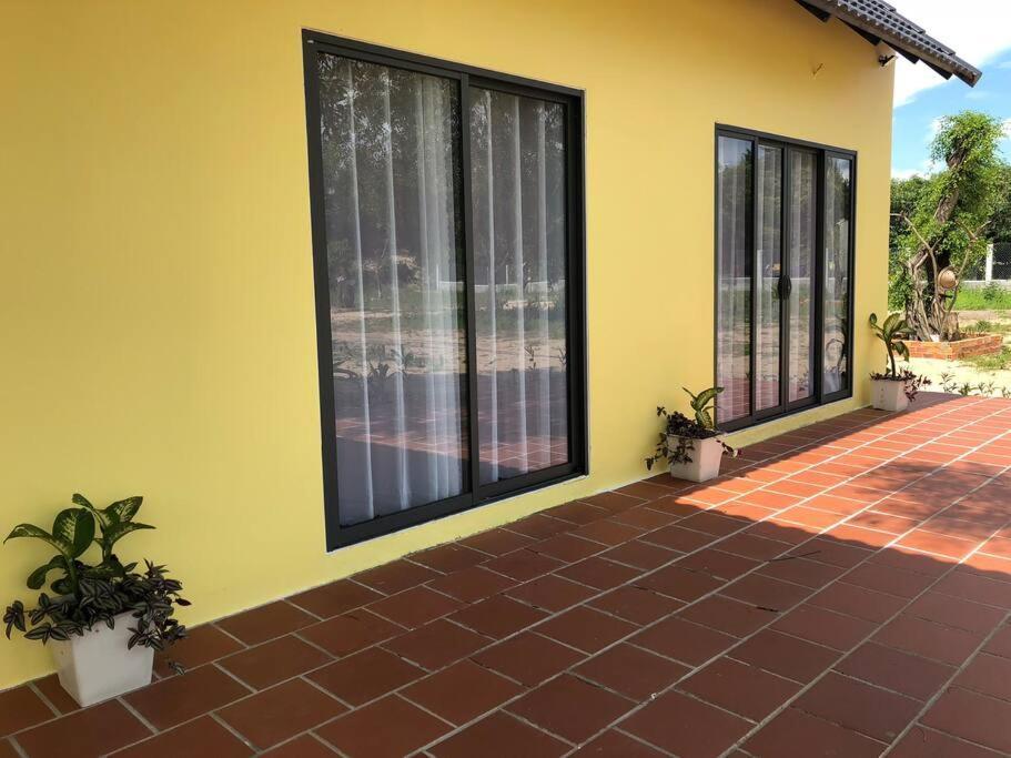 Fisherman Village Boutique Villas - Beachfront Ham Tan Екстер'єр фото
